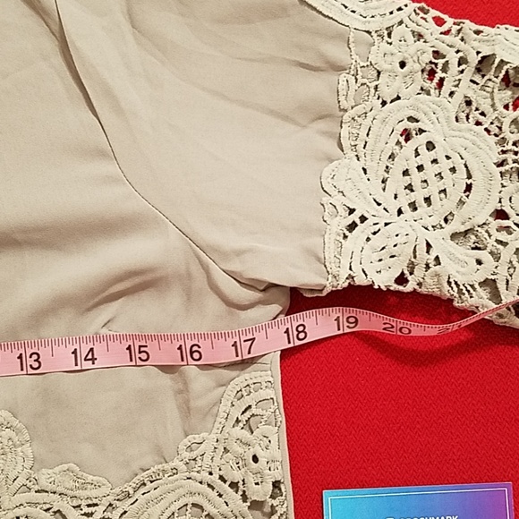 Gray long sleeve lace inset bell sleeve lace neck detail Top Small Mediim - Picture 8 of 10